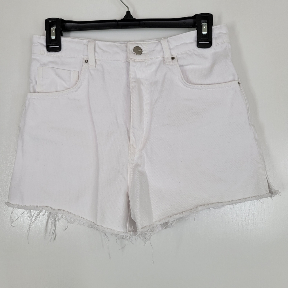 Zara Distressed White Beach Boho Shorts Size 6